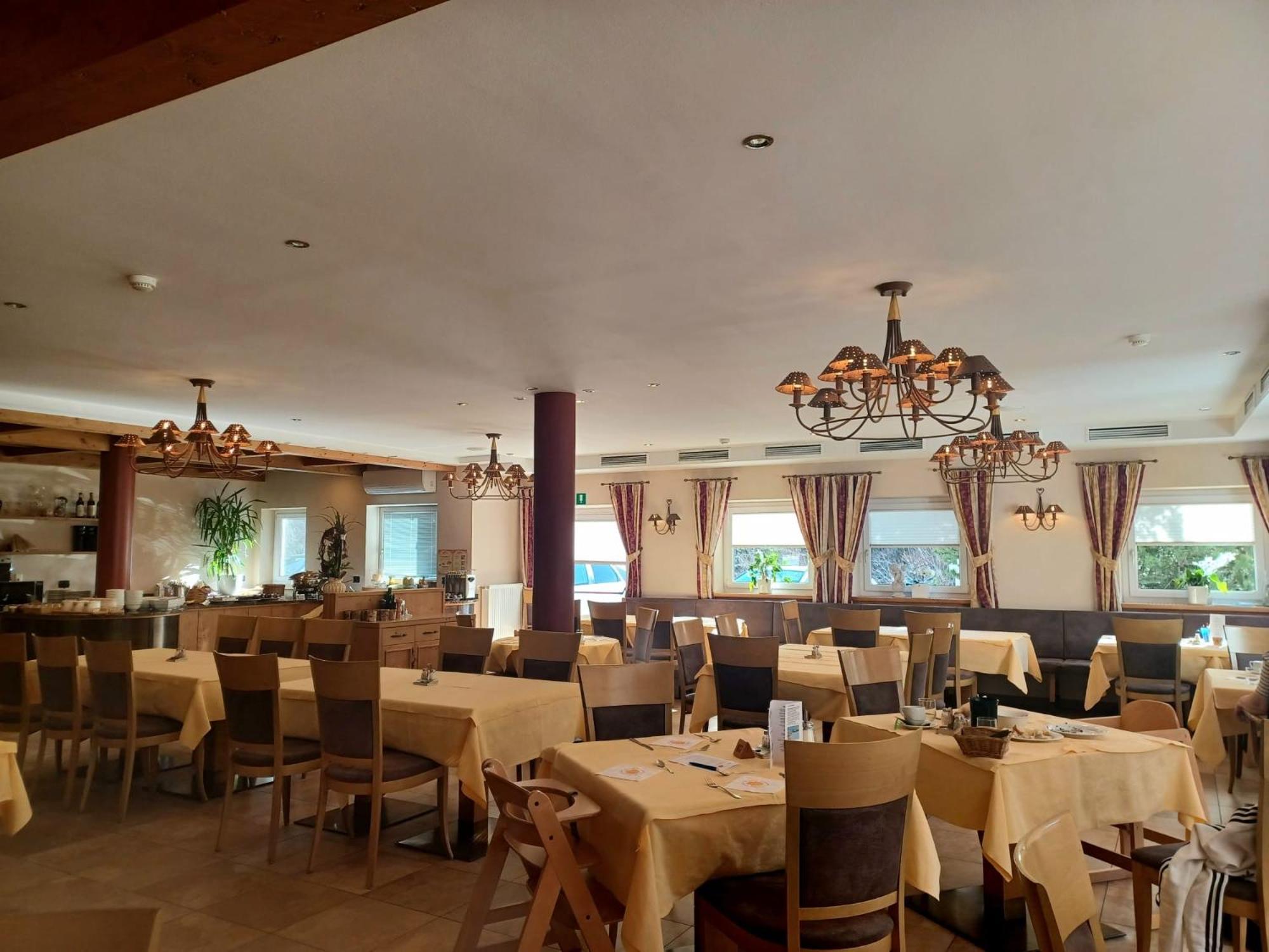 Hotel Alpin 콜레 이사르코 외부 사진