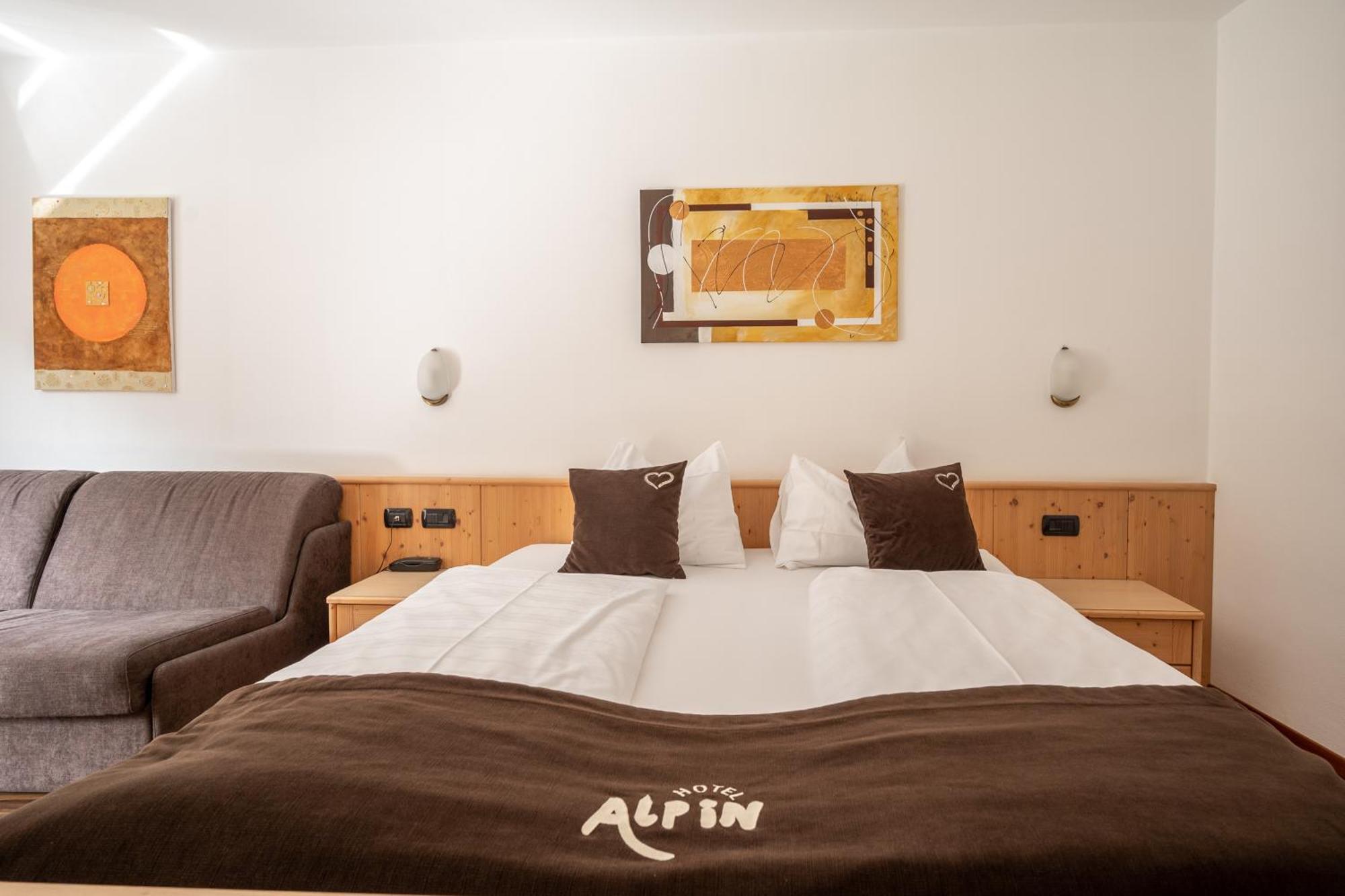 Hotel Alpin 콜레 이사르코 외부 사진