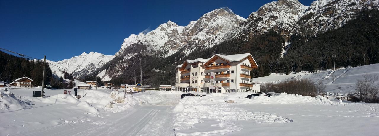 Hotel Alpin 콜레 이사르코 외부 사진